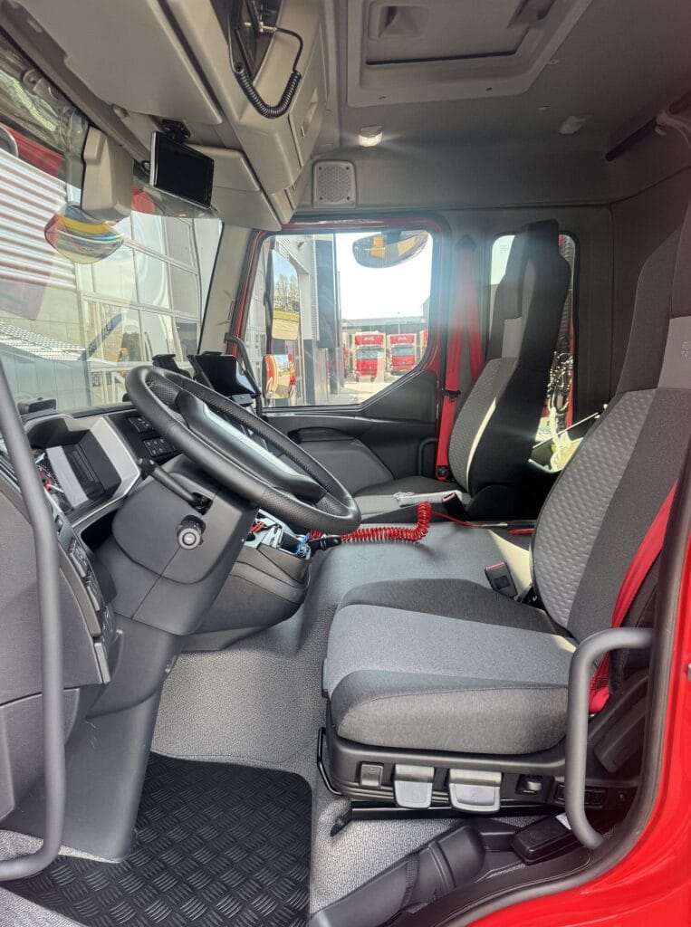 vrachtwagen interieur schoonmaken