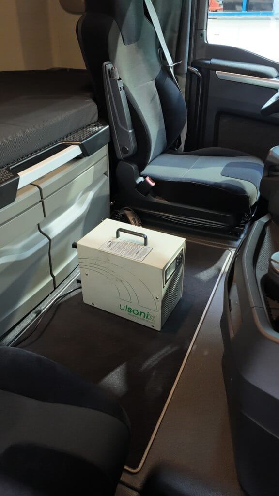 vrachtwagen cabine ozon behandeling Hoofddorp en Schiphol-rijk